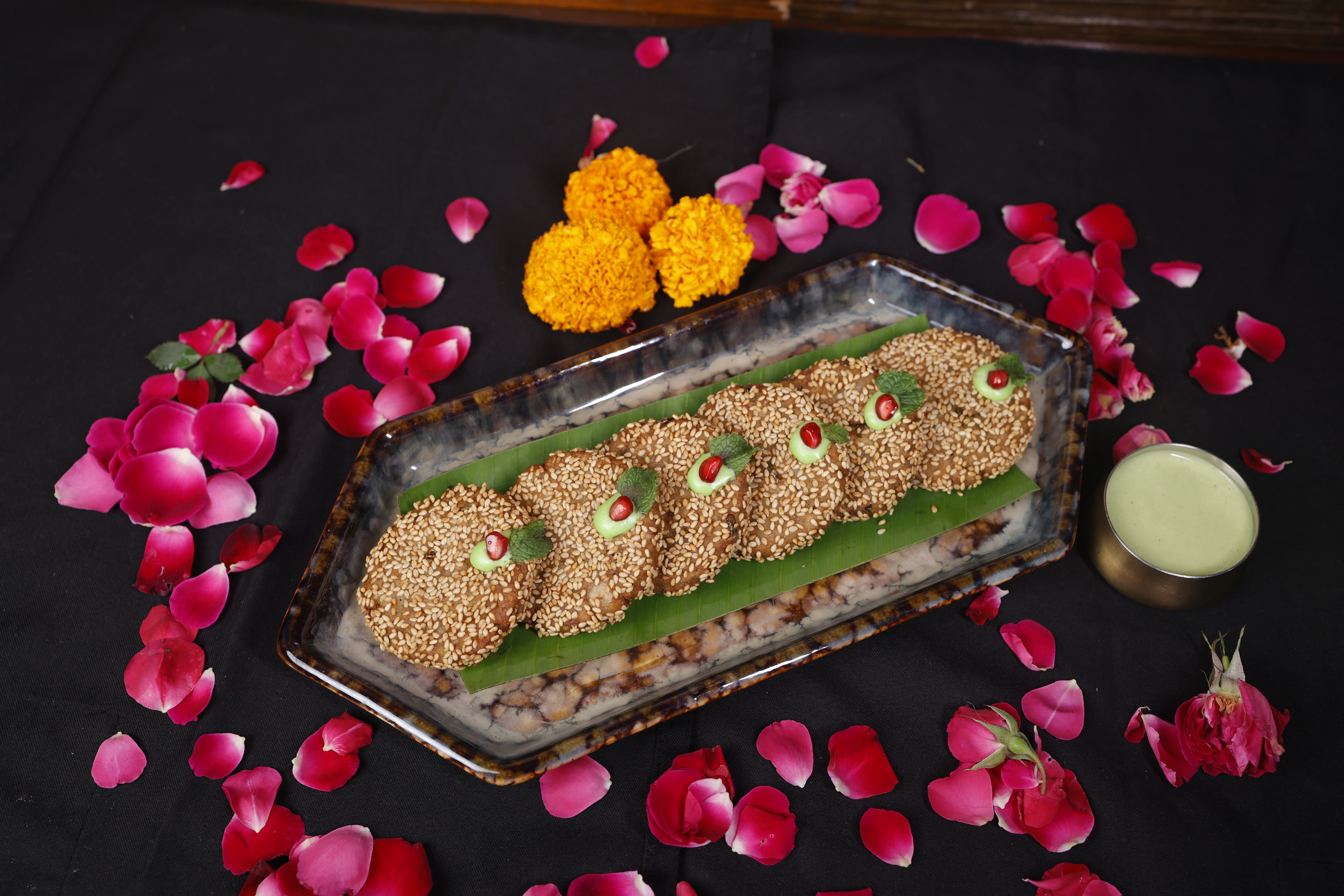 Kaccha Kela & Til Tikki